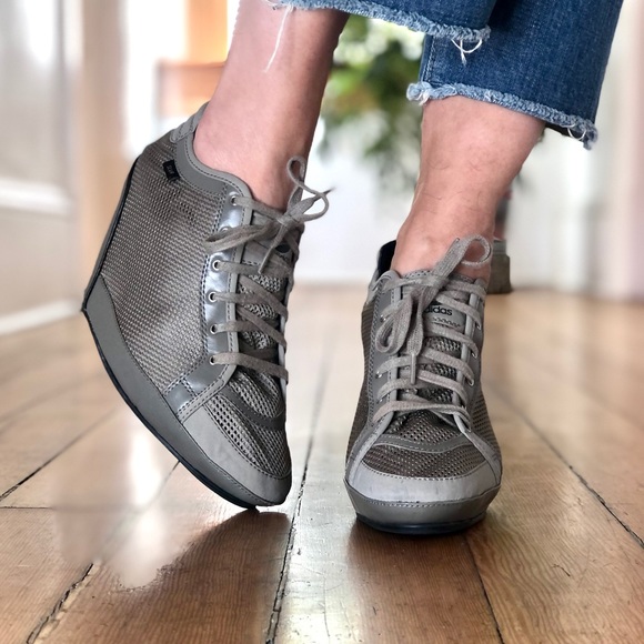 ♥️ADIDAS SLVR Wedge Sneaker ♥️ - Picture 13 of 14